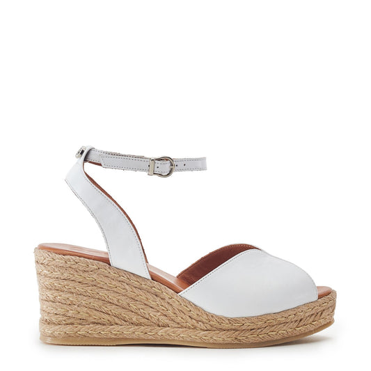 Kiona Off White Leather Sandals