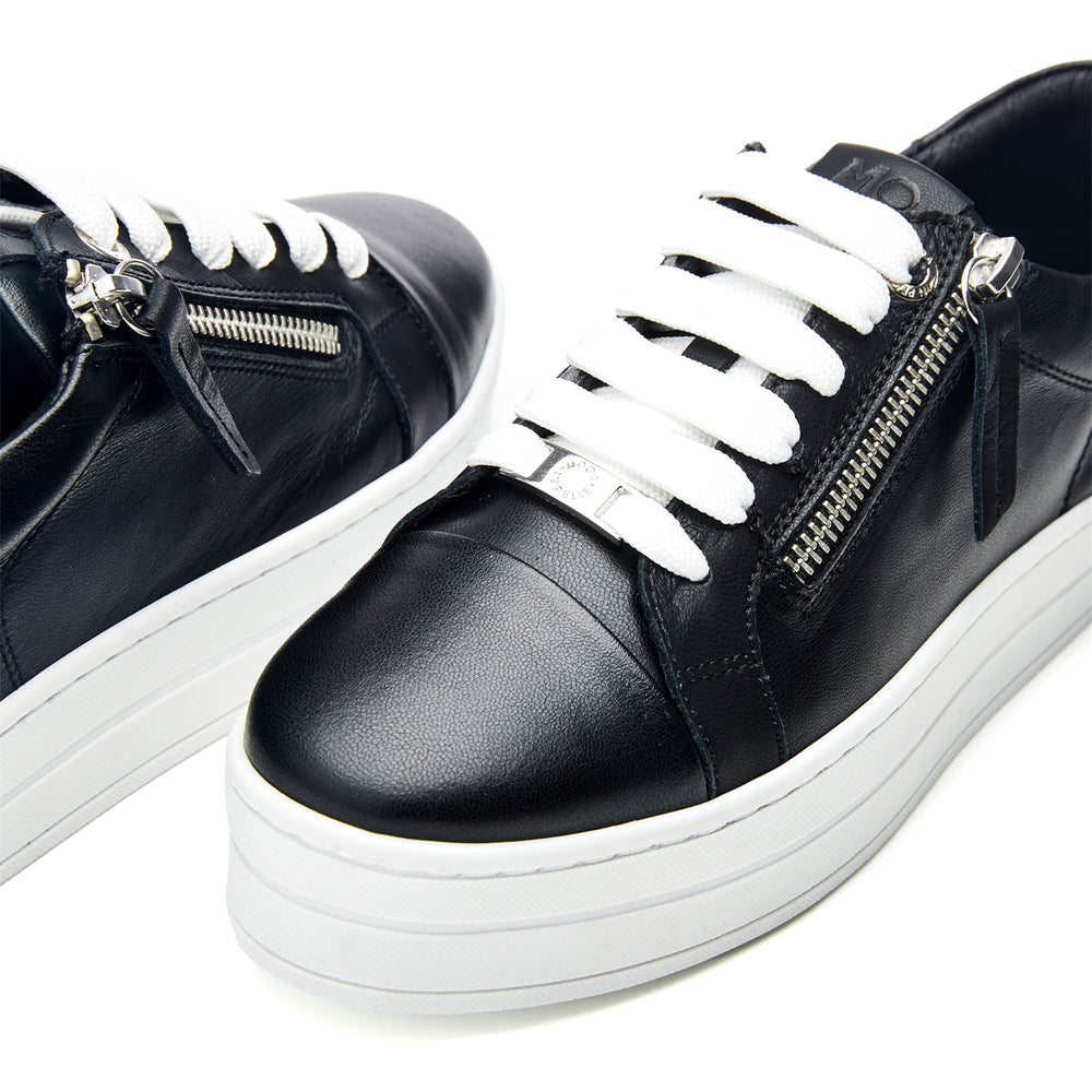 Abbiy Black Leather Leather Trainers
