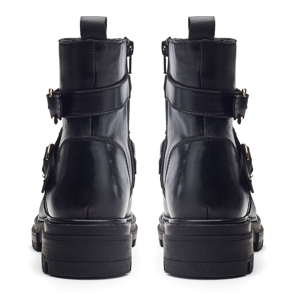 Alesa Black Leather Boots
