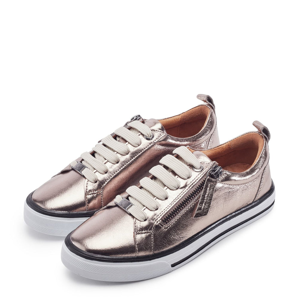 Alexie Light Pewter Leather Trainers