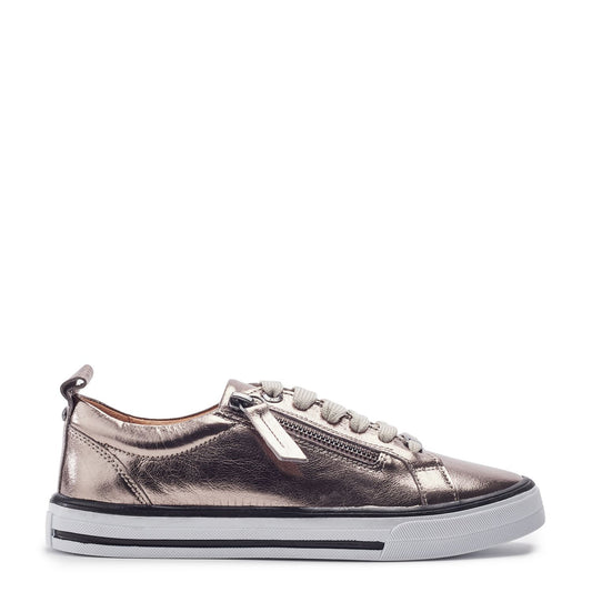 Alexie Light Pewter Leather Trainers