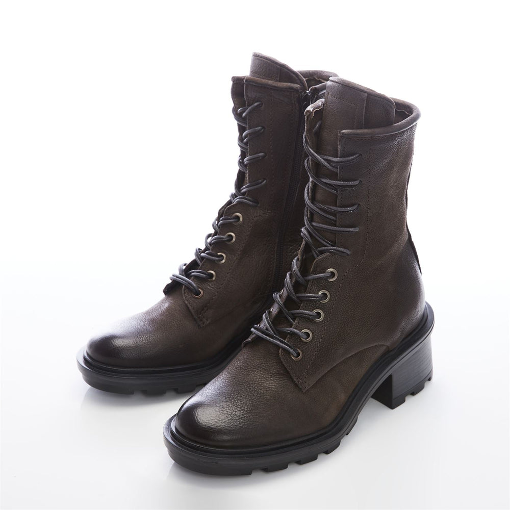 Alysse Grey Leather Boots
