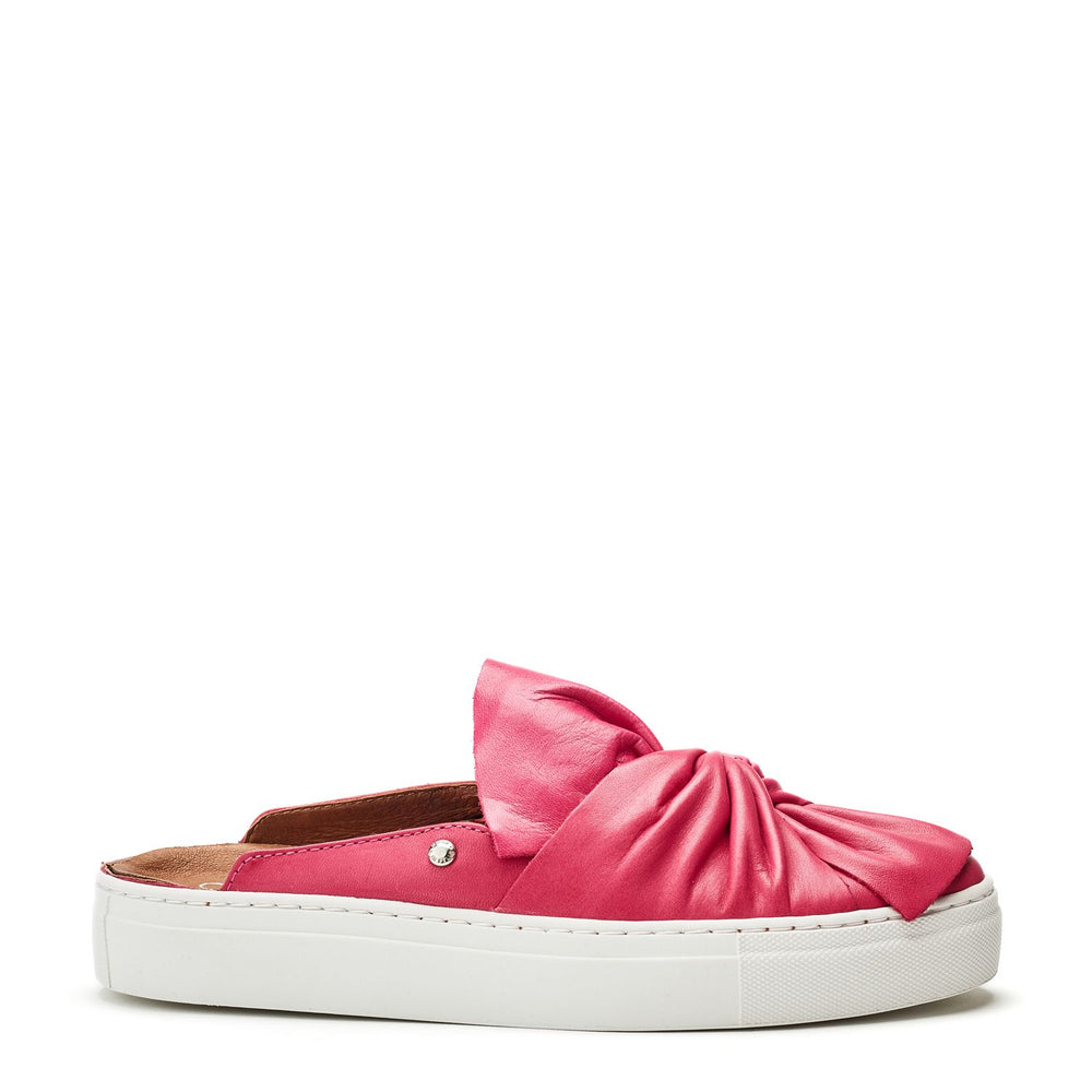 Amarantha Coral Leather Trainers