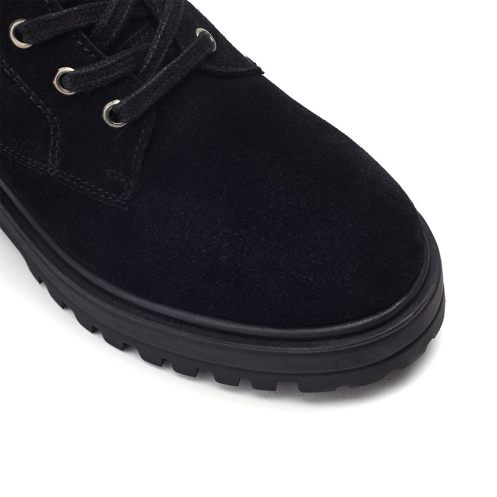 Amarra Black Suede Boots