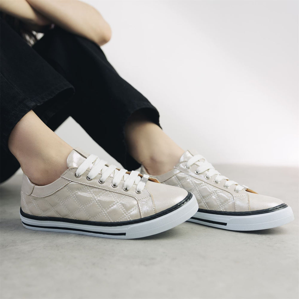 Arzon Stone Leather Trainers