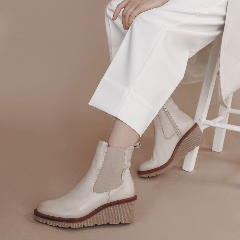 Audyn Cream Leather Boots