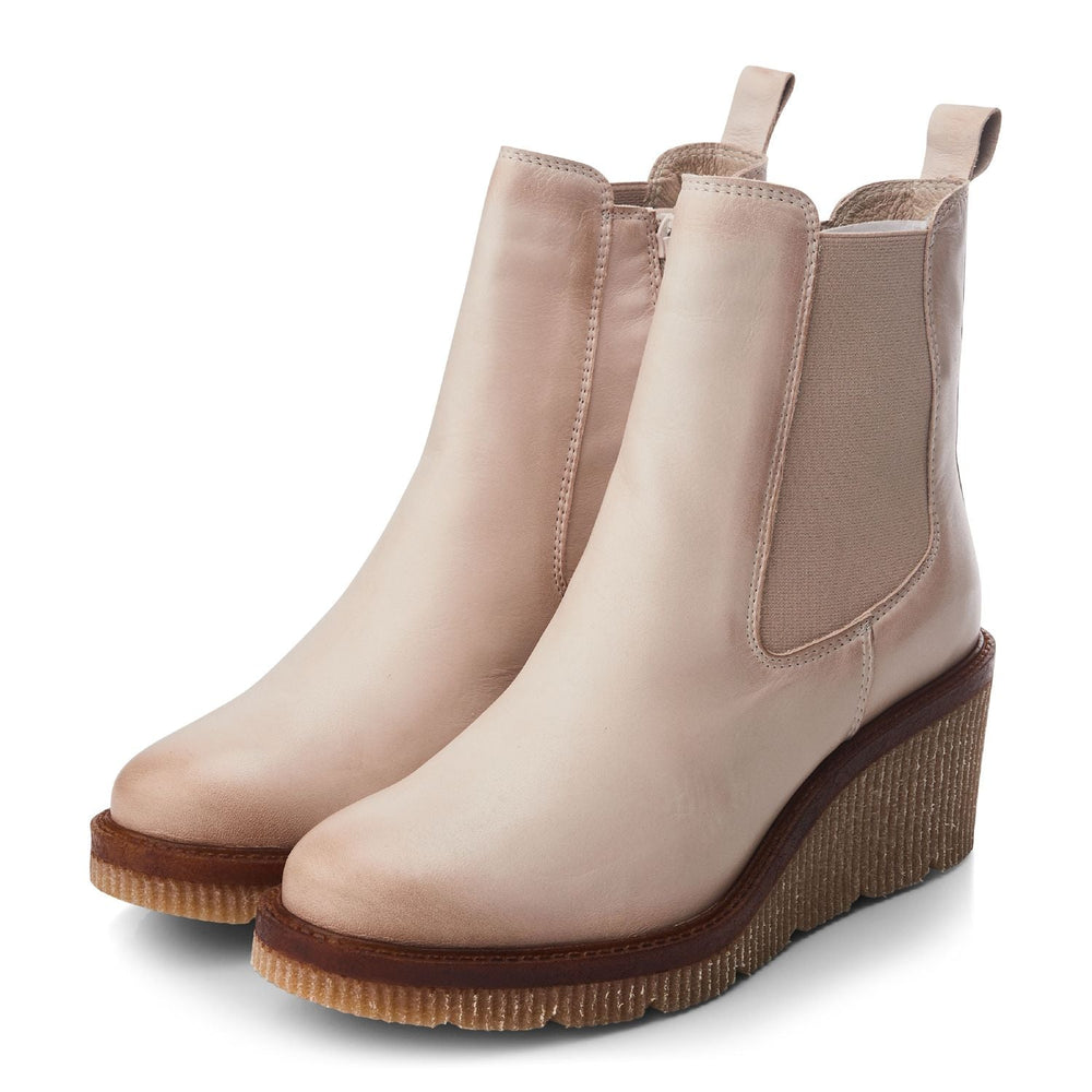 Audyn Cream Leather Boots