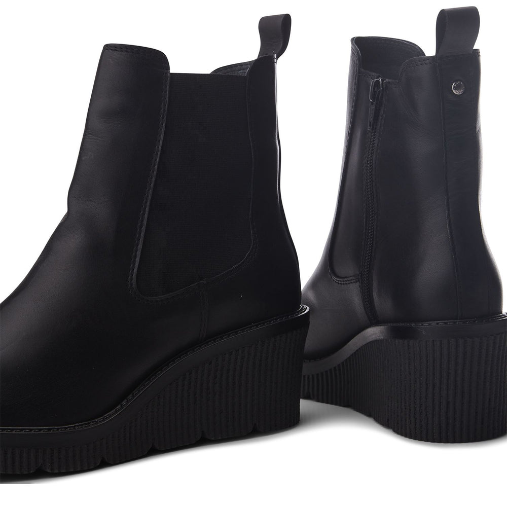 Audyn Jet Black Leather Boots