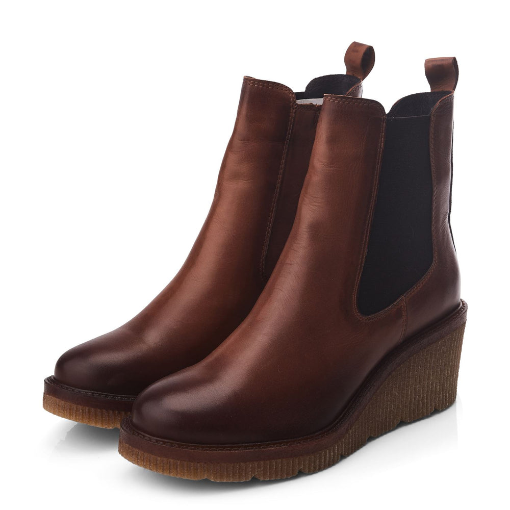 Audyn Tan Leather Boots