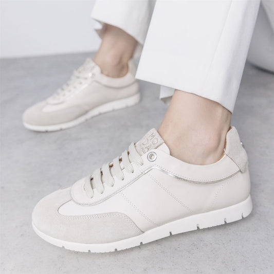 Avrel Off White Leather Trainers