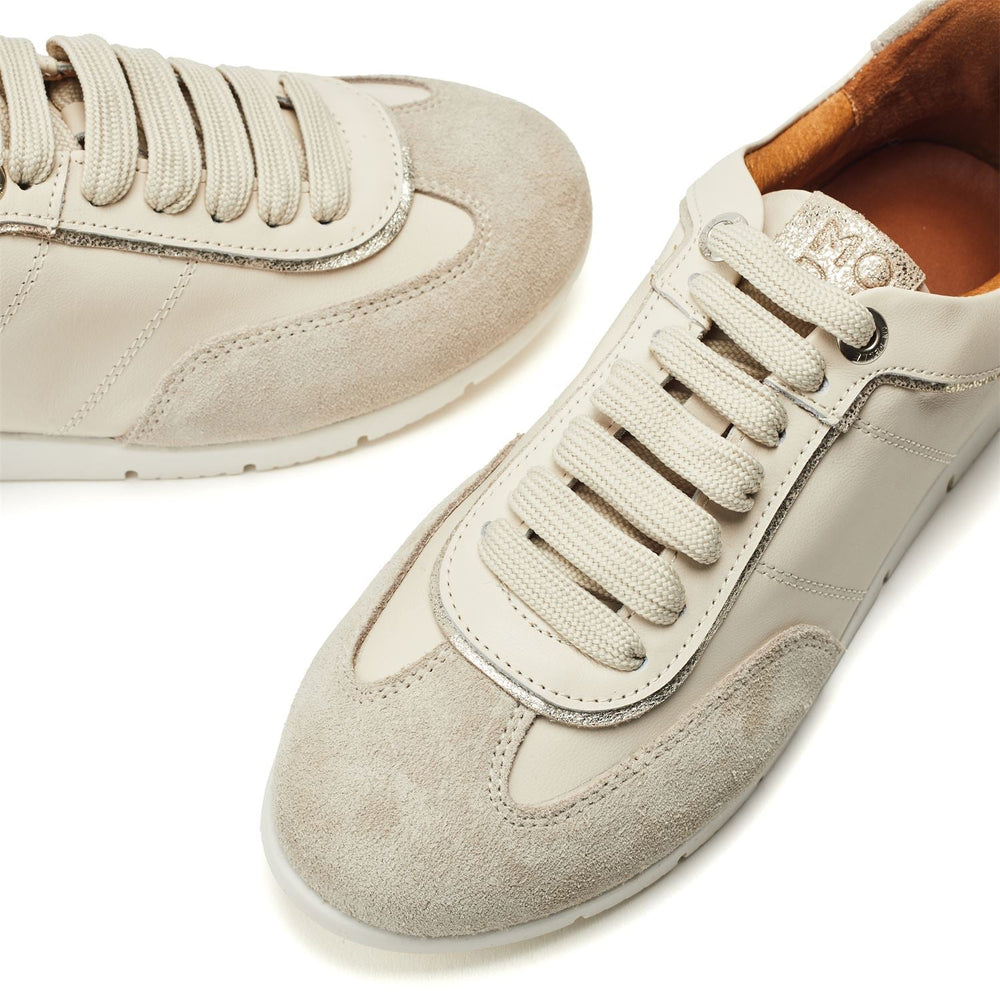 Avrel Off White Leather Trainers