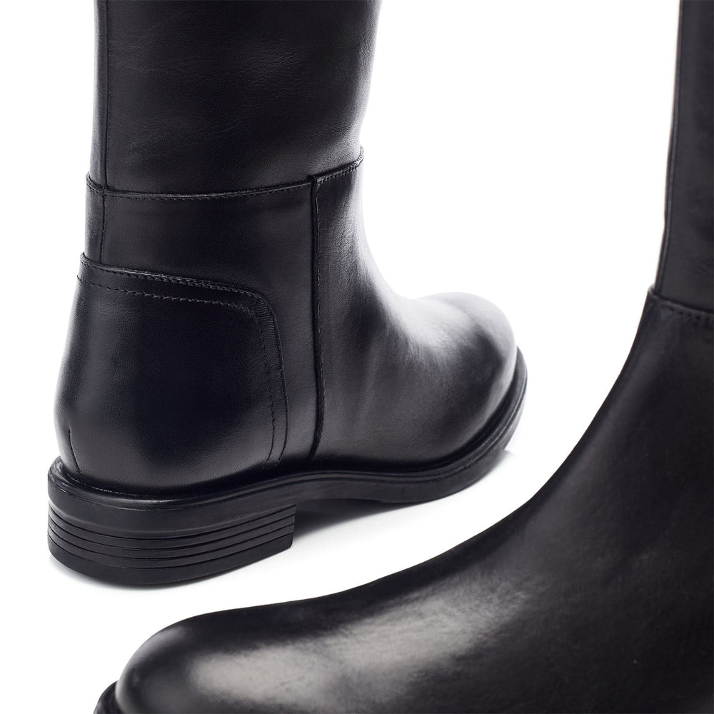 Ayin Black Leather Boots