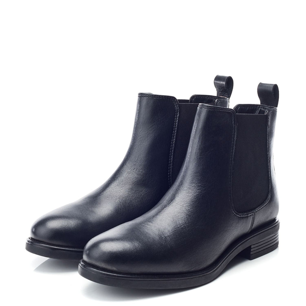Dobby Black Leather Boots