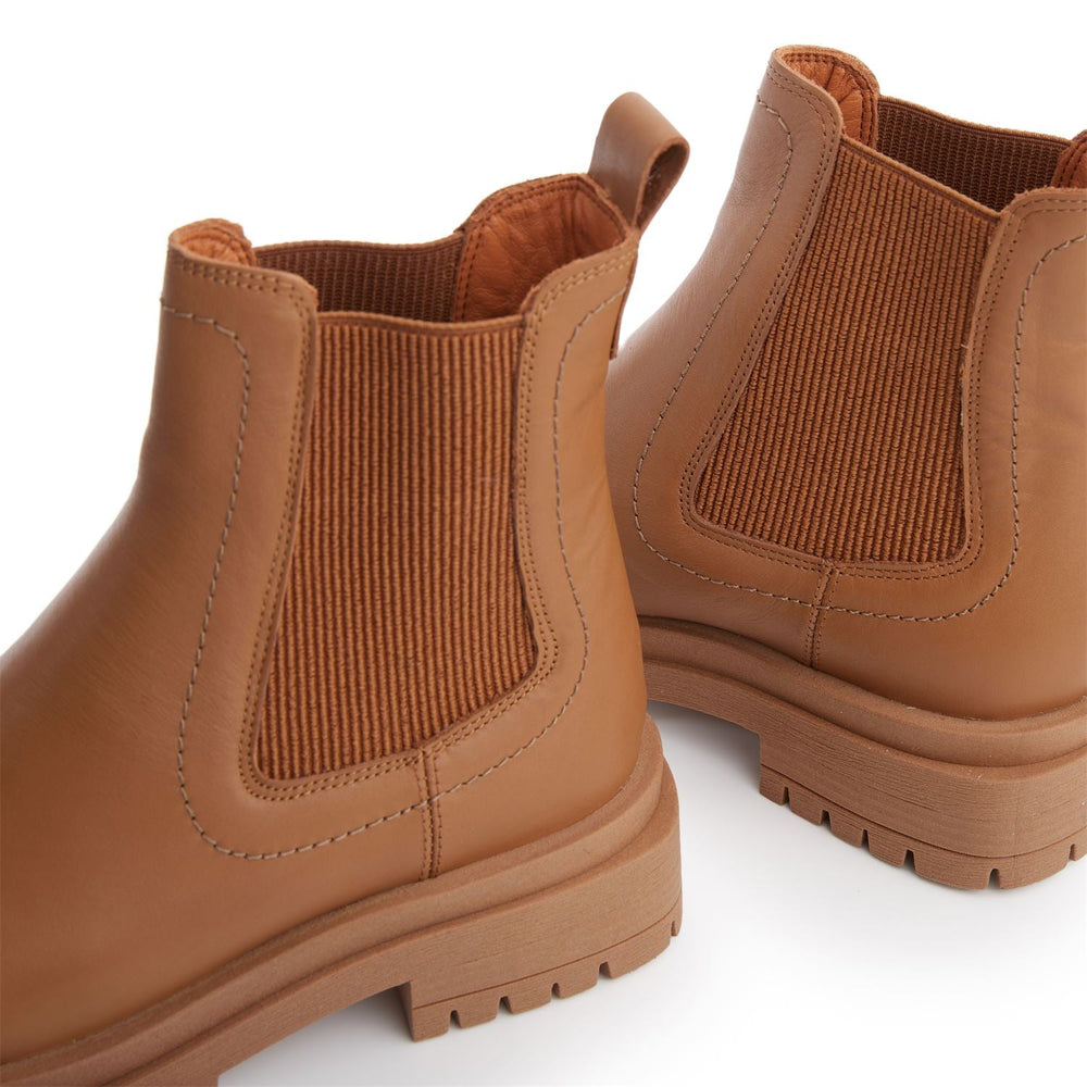Waya Tan Leather Boots