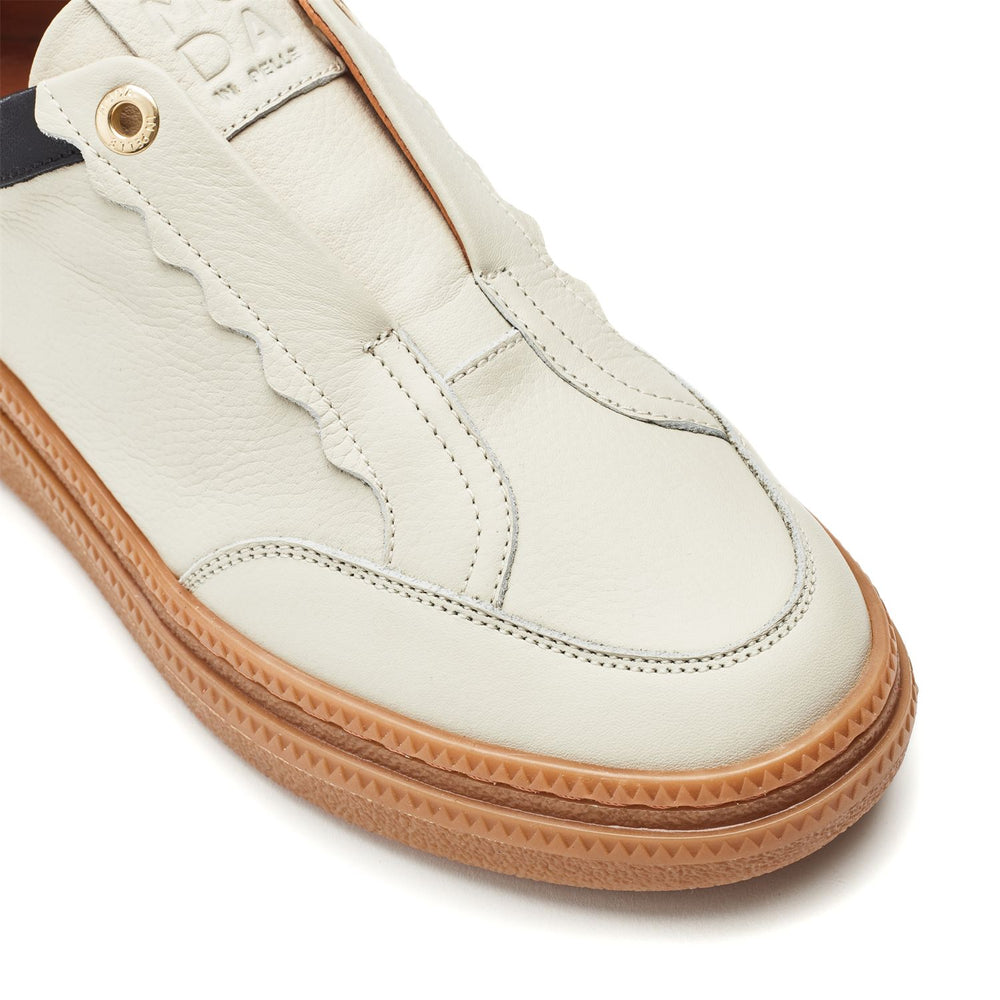 Beebalm Off White Leather Trainers