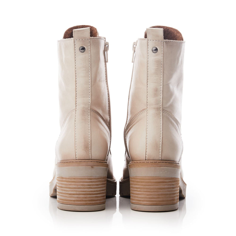 Bellzie Cream Leather Boots