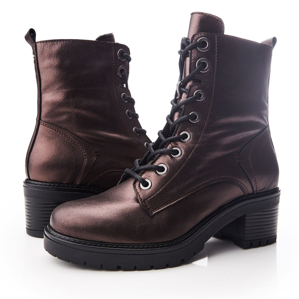 Bellzie Pewter Metallic Leather Boots
