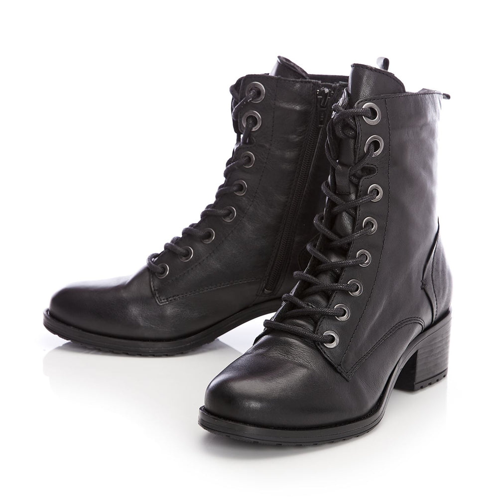 Bezzie Black Leather Leather Boots