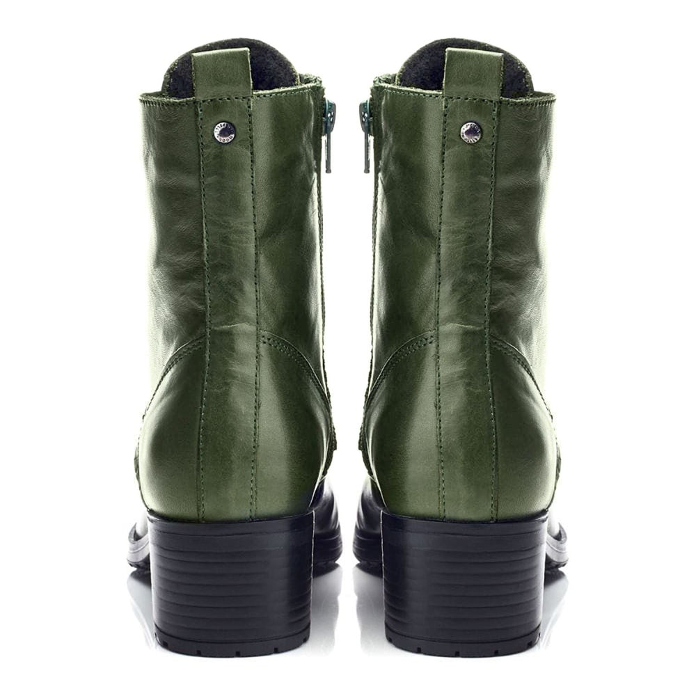 Bezzie Green Leather Leather Boots