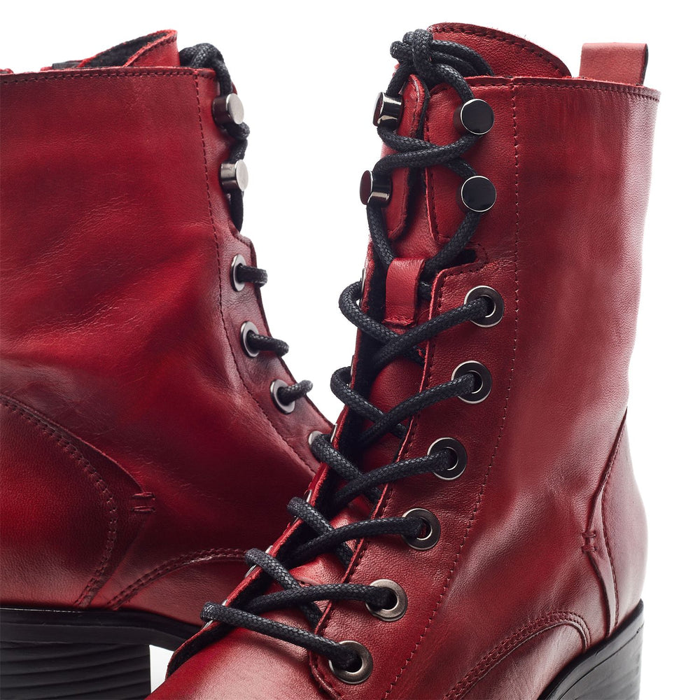 Bezzy Dark Red Leather Boots