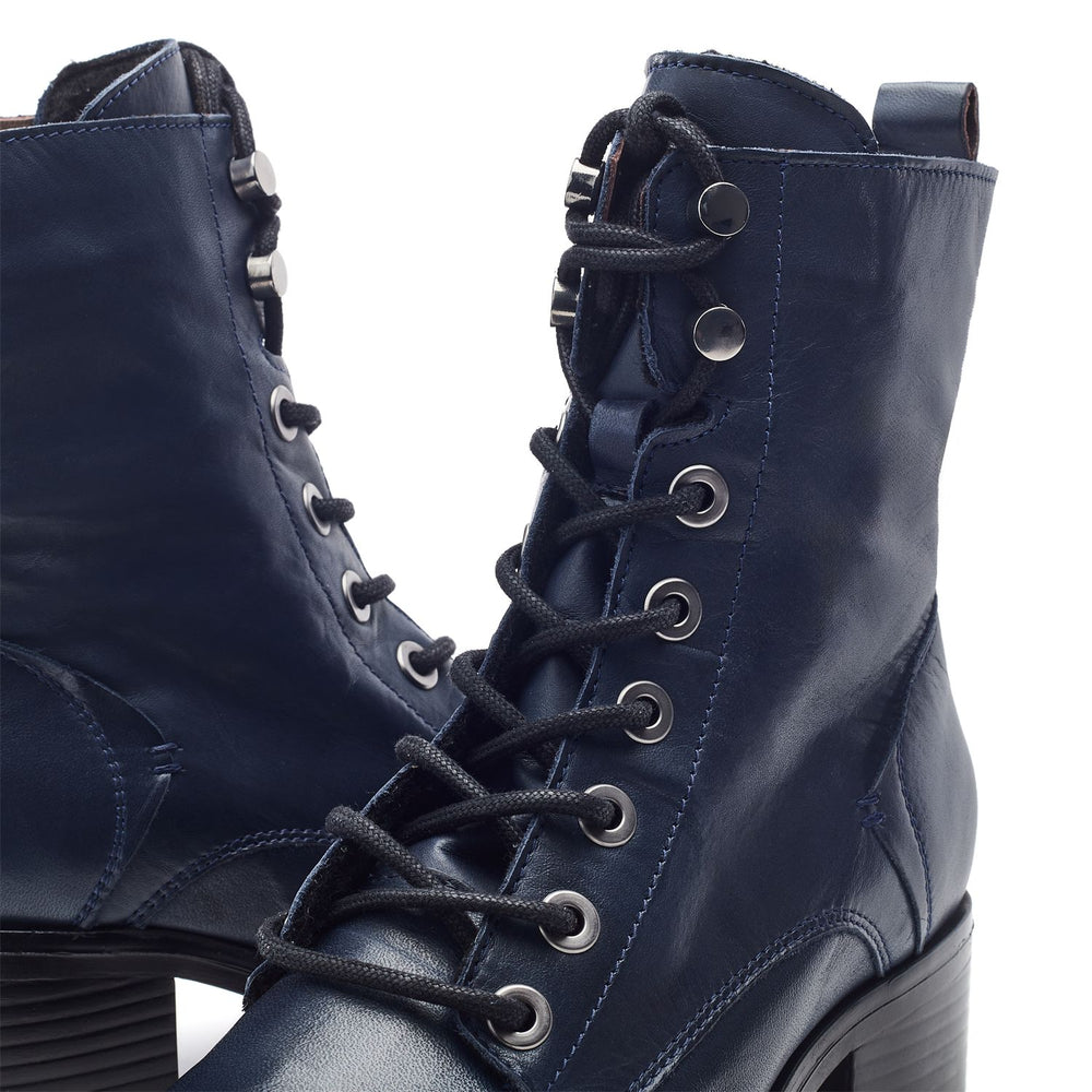 Bezzy Navy Leather Boots