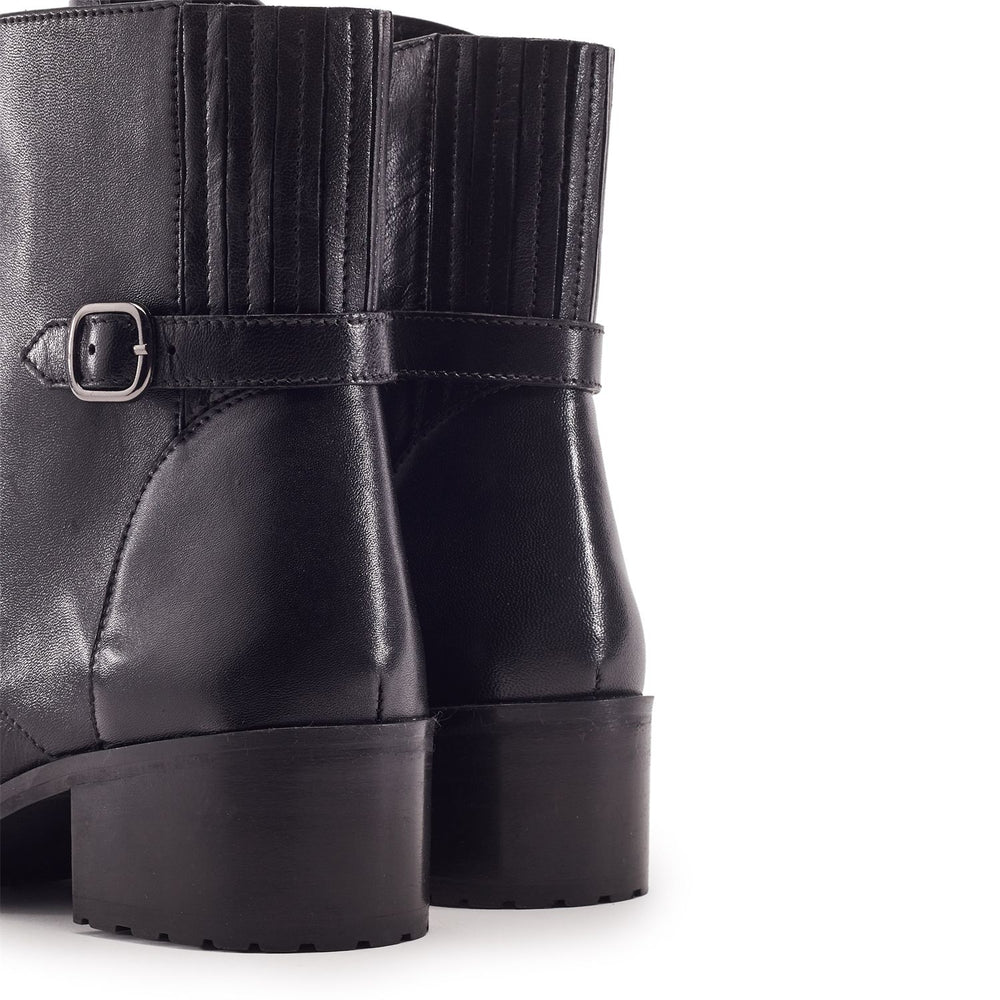 Buzz Black Leather Boots