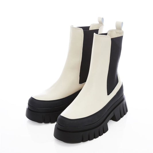 Diiva White Leather Boots