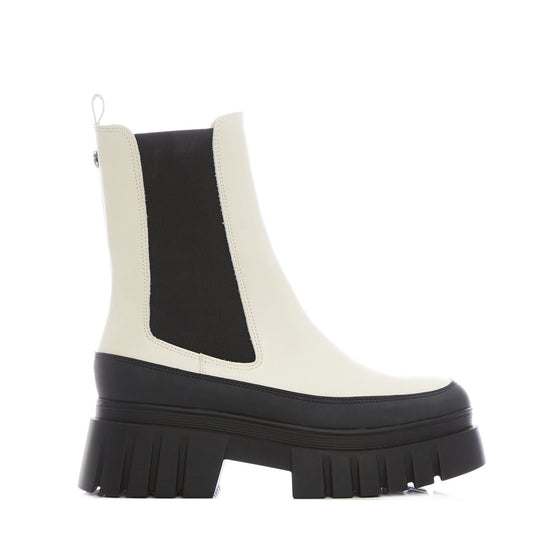 Diiva White Leather Boots