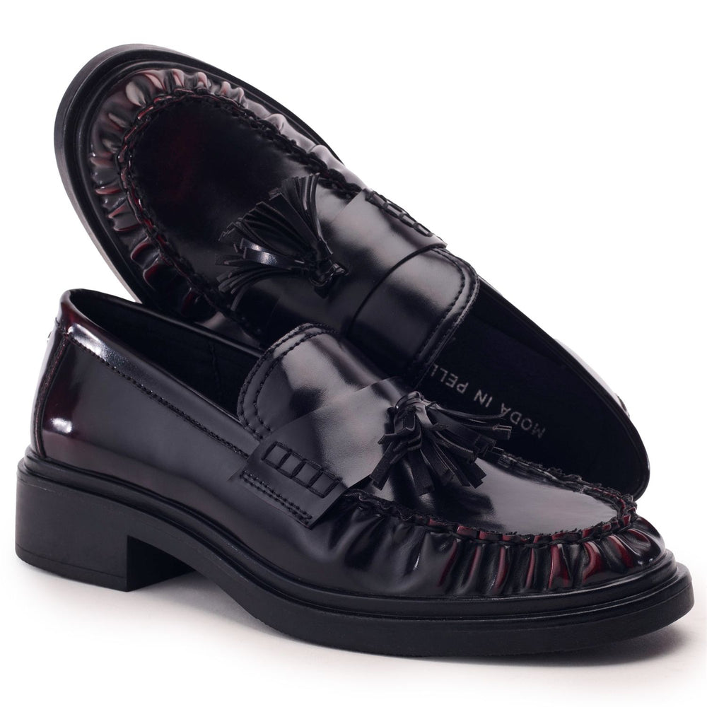 Erisse Black Patent Shoes