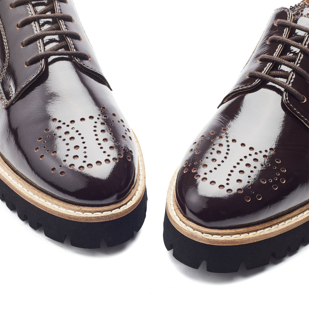 Evranna Dark Brown Patent Leather Shoes