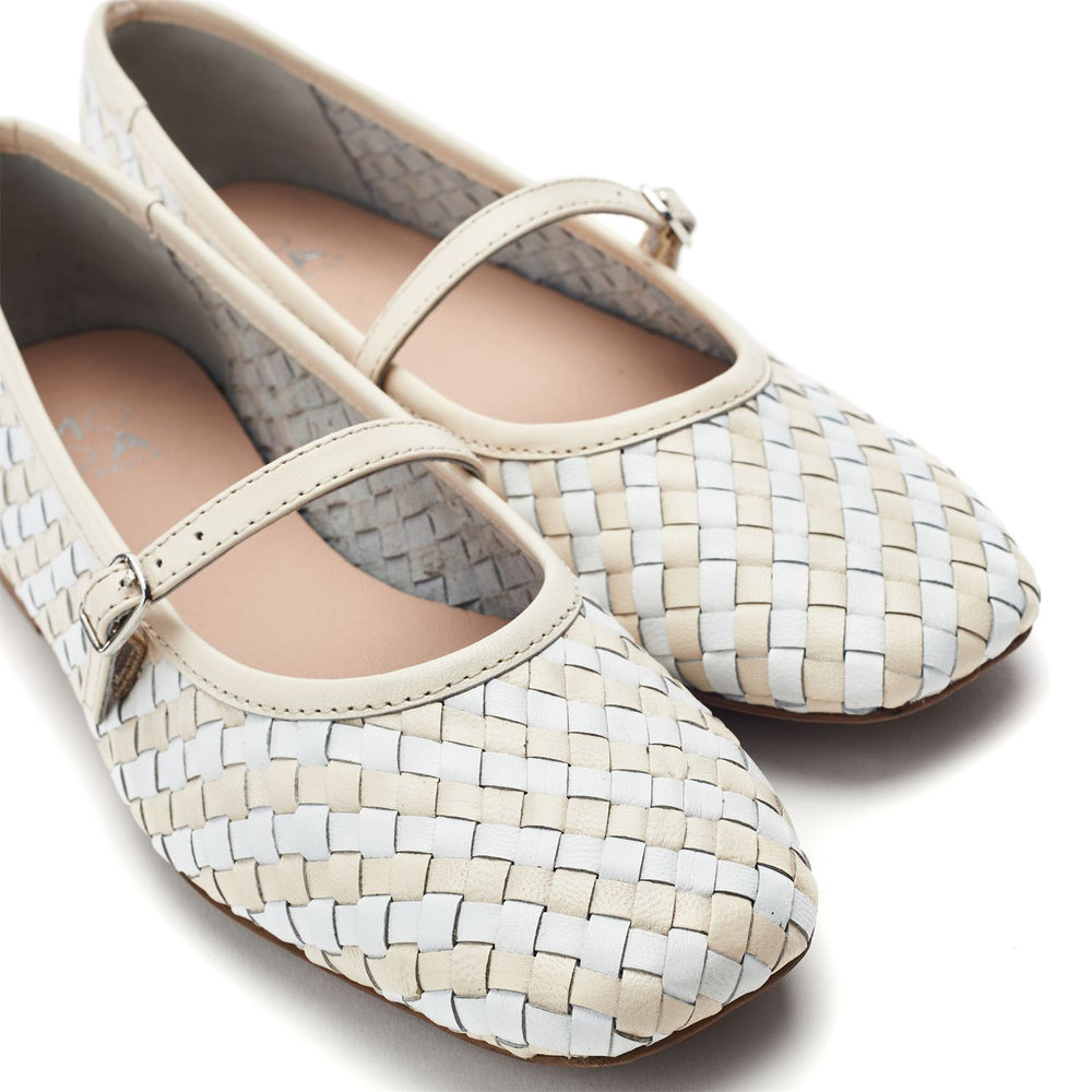 Eyana White Leather Shoes