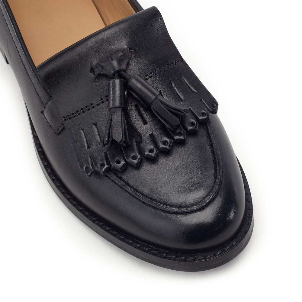 Florana Black Leather Shoes