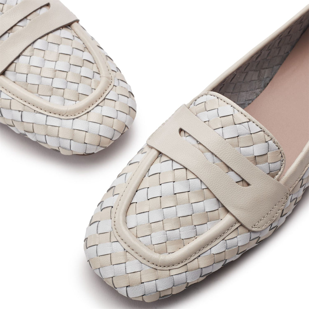 Folia Off White Leather Shoes