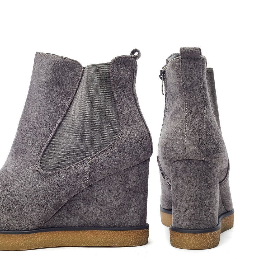 Gardenn Grey Alcantara Boots