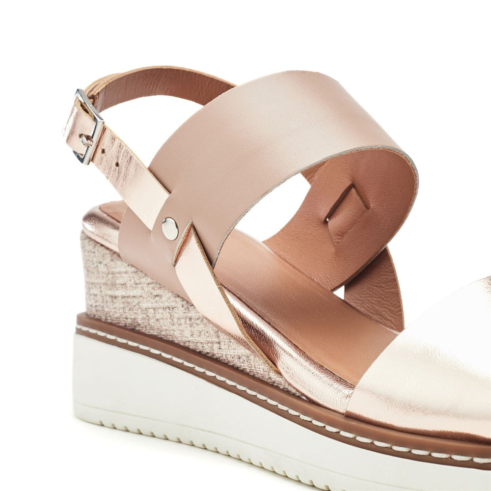 Gavasi Nude-Rose Gold Leather Sandals
