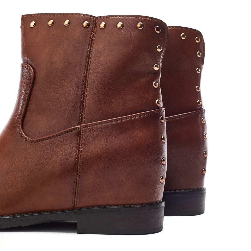 Gazellea Camel Porvair Boots
