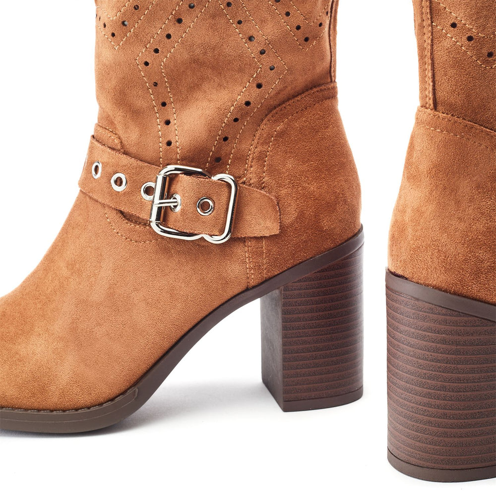 Giullia Camel Alcantara Boots