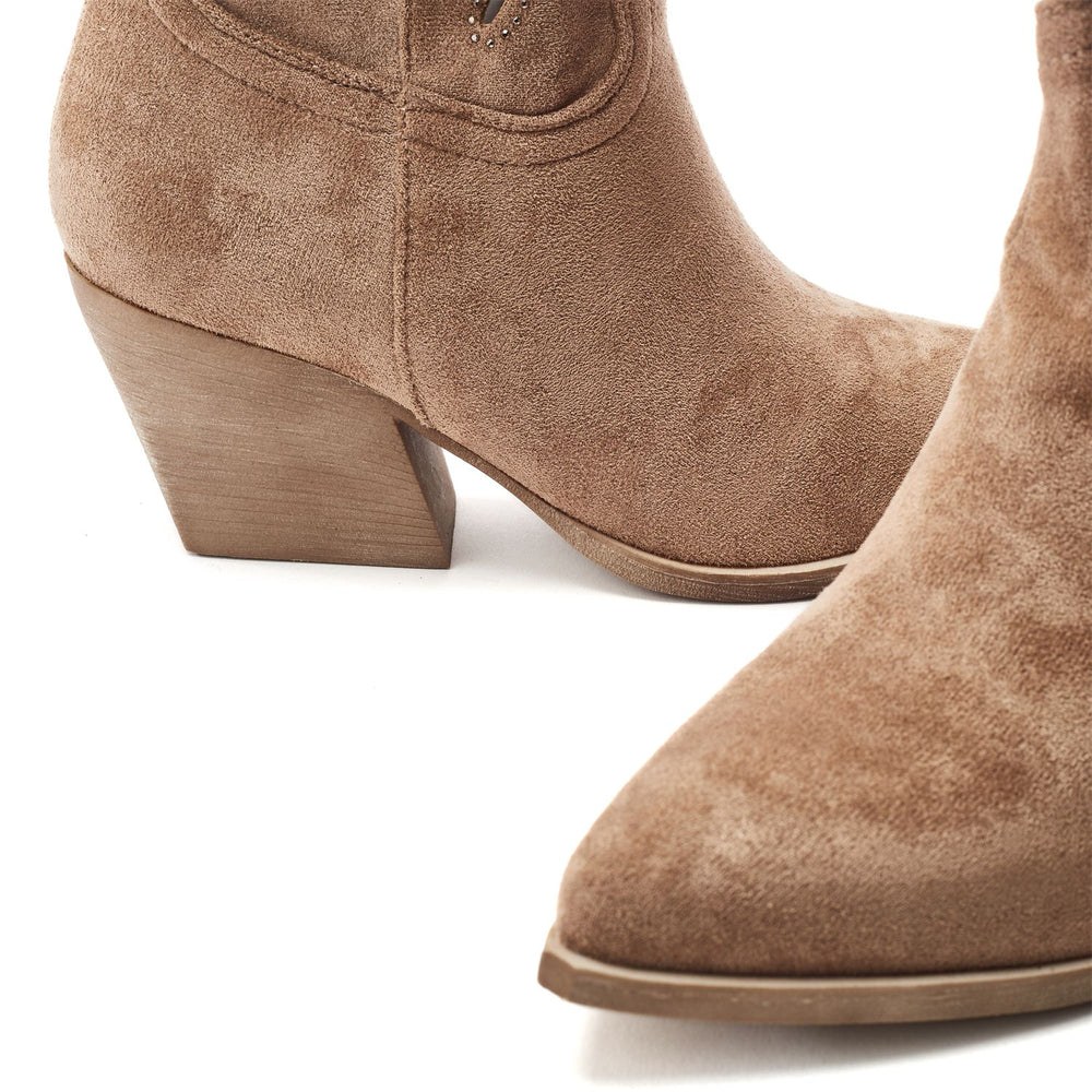 Gloribel Camel Alcantara Boots