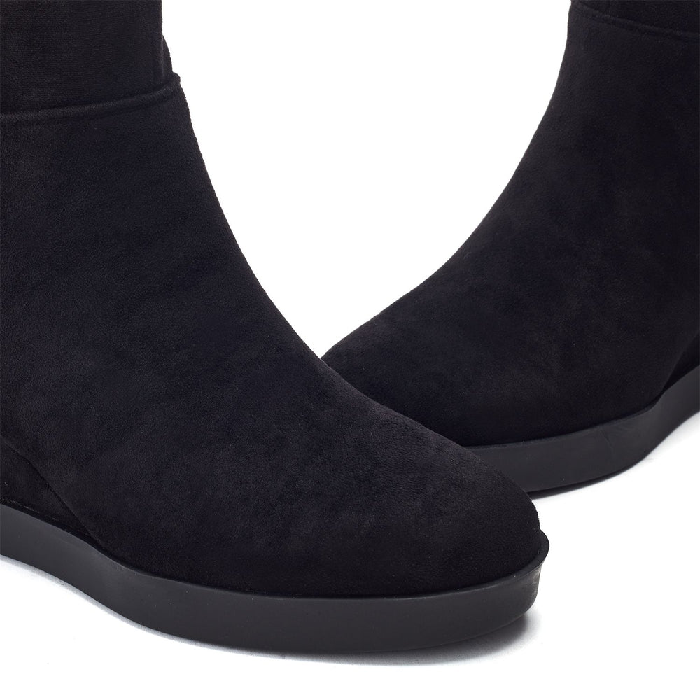 Gresil Black Alcantara Boots