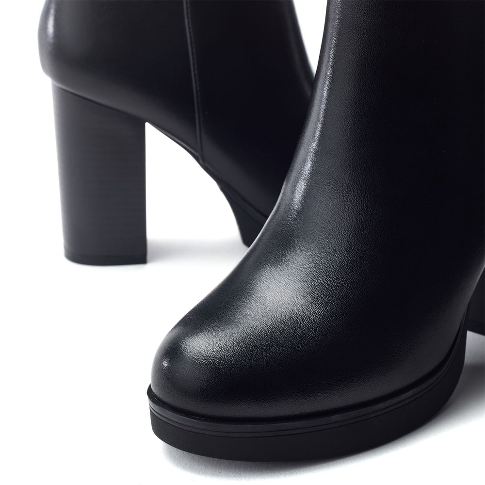Gytha Black Porvair Boots