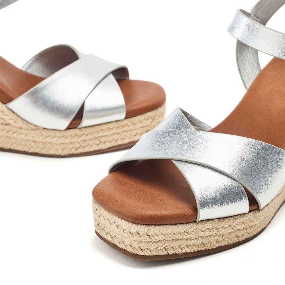Jasminium Silver Leather Sandals