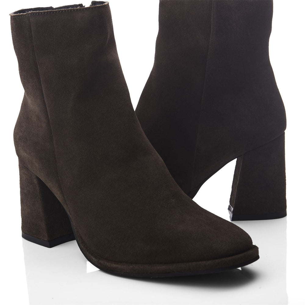 Kalinda Khaki Suede Boots