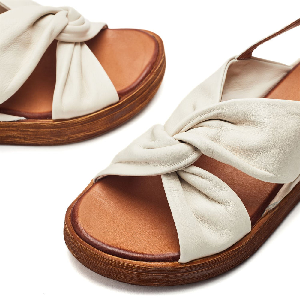 Kalmia Off White Leather Sandals