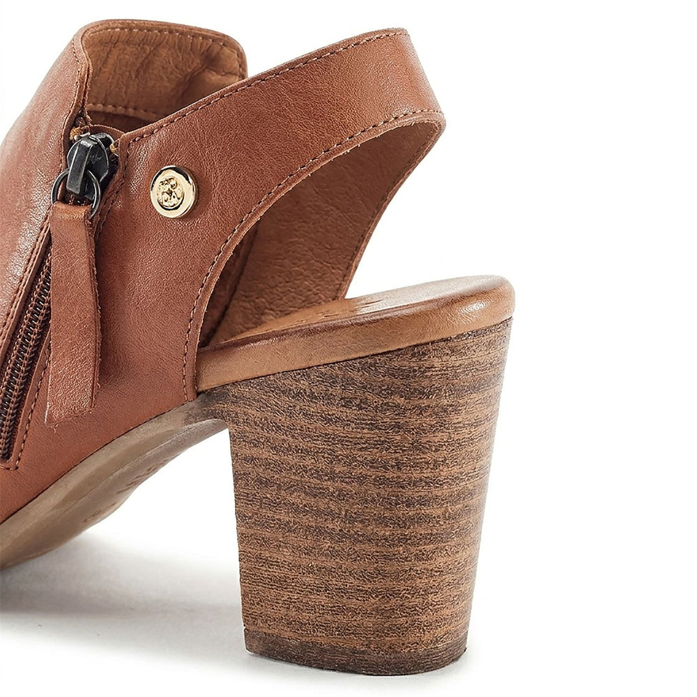 Kaprise Tan Leather Sandals