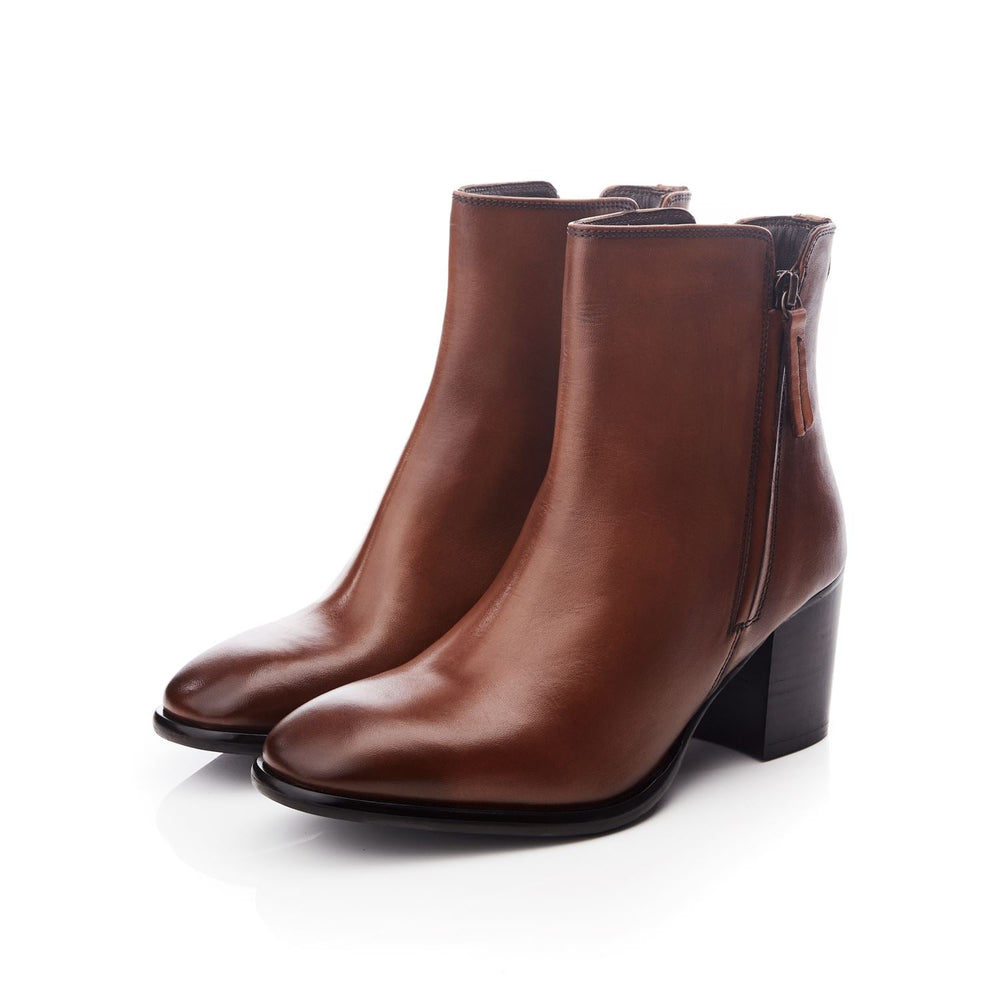 Lakayla Tan Leather Boots