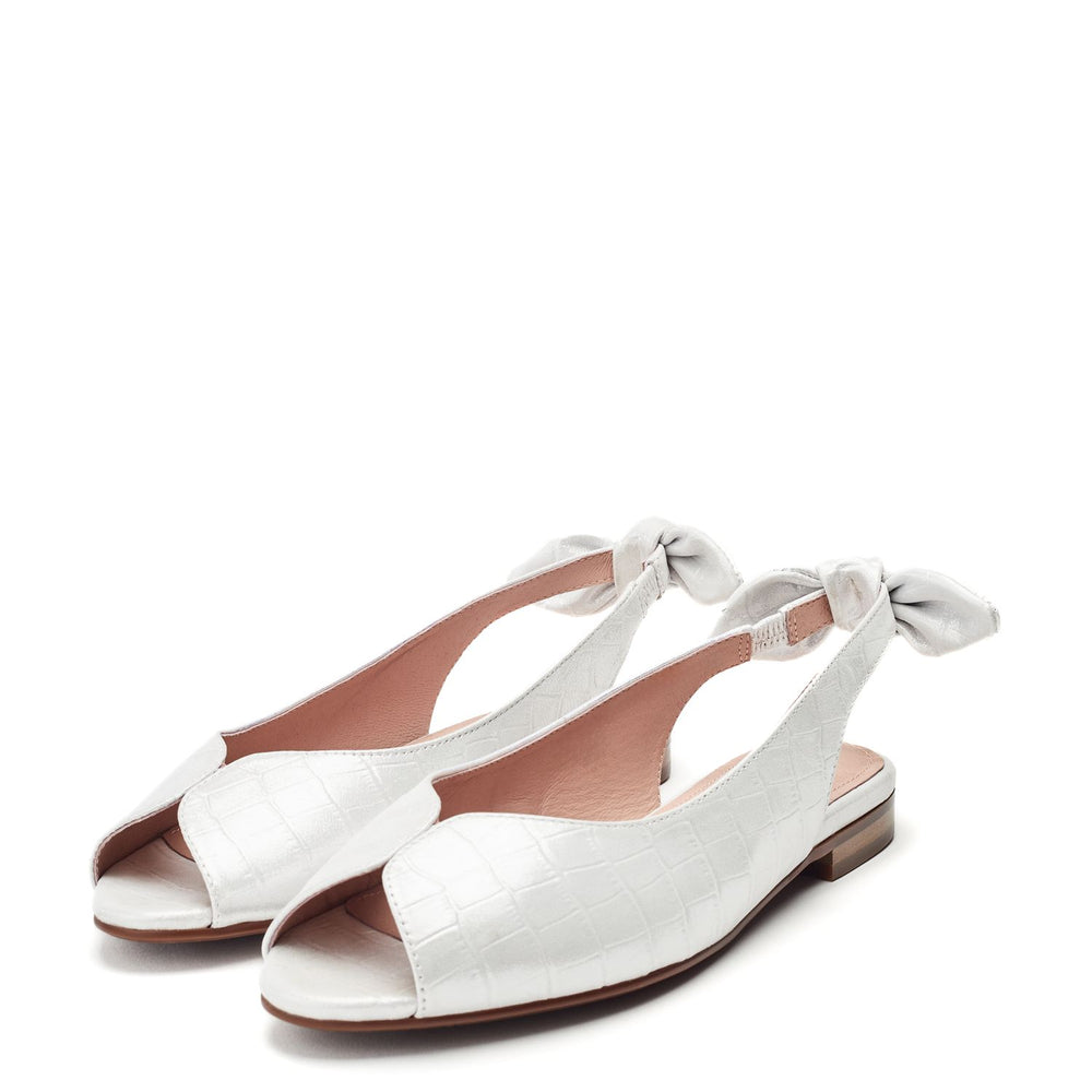 Lavatera White Metallic Leather Shoes