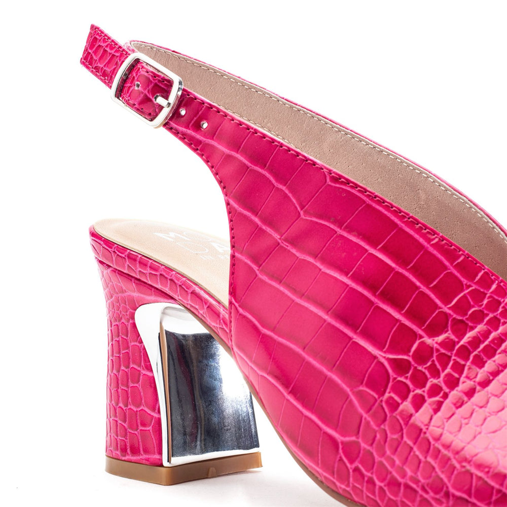 Love Pink Mocc Croc Sandals