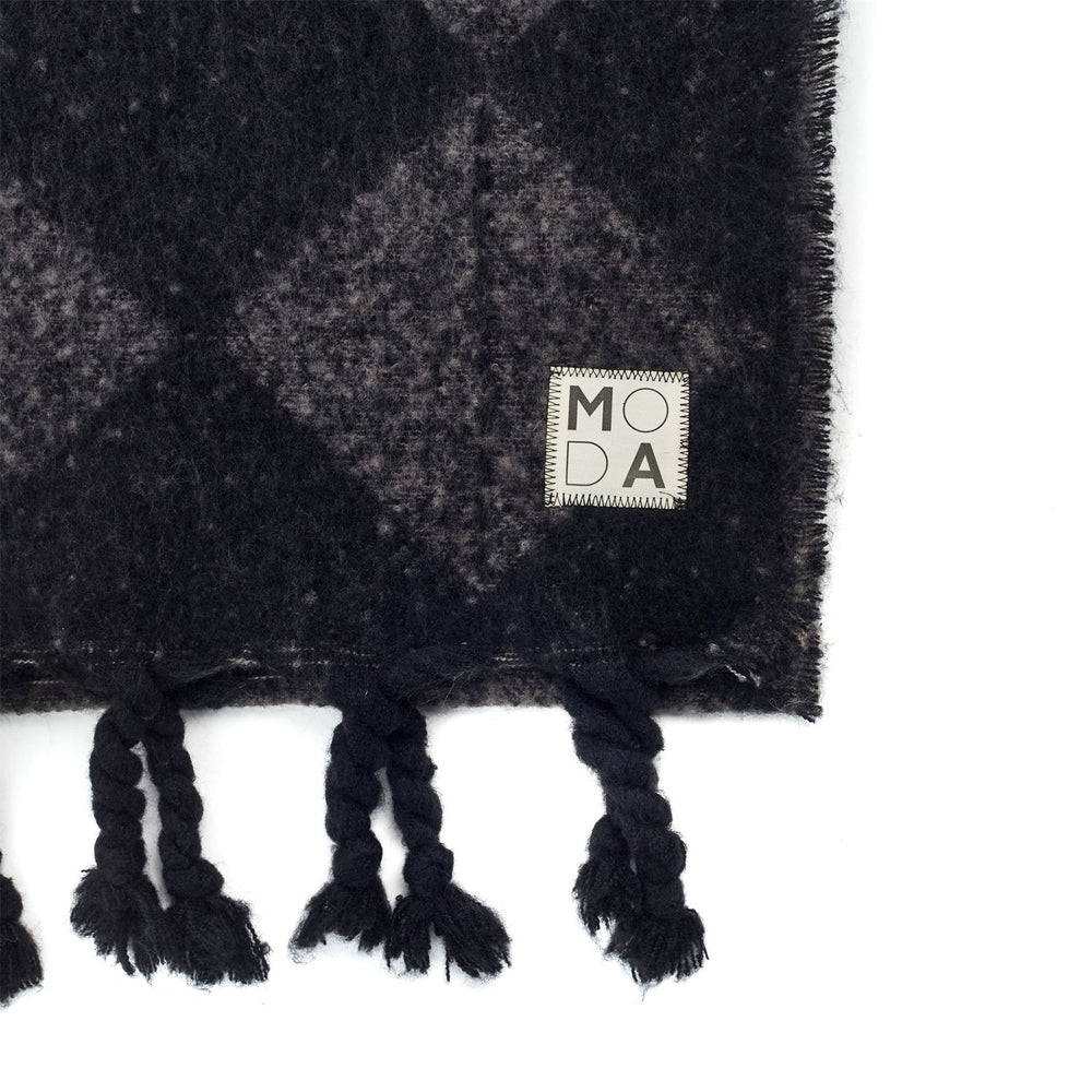 Milana Scarf Black-White Polyester 
