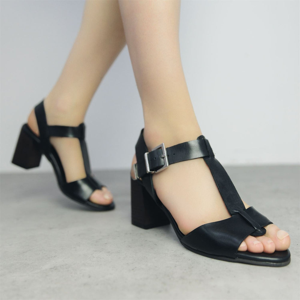 Molliey Black Leather Sandals