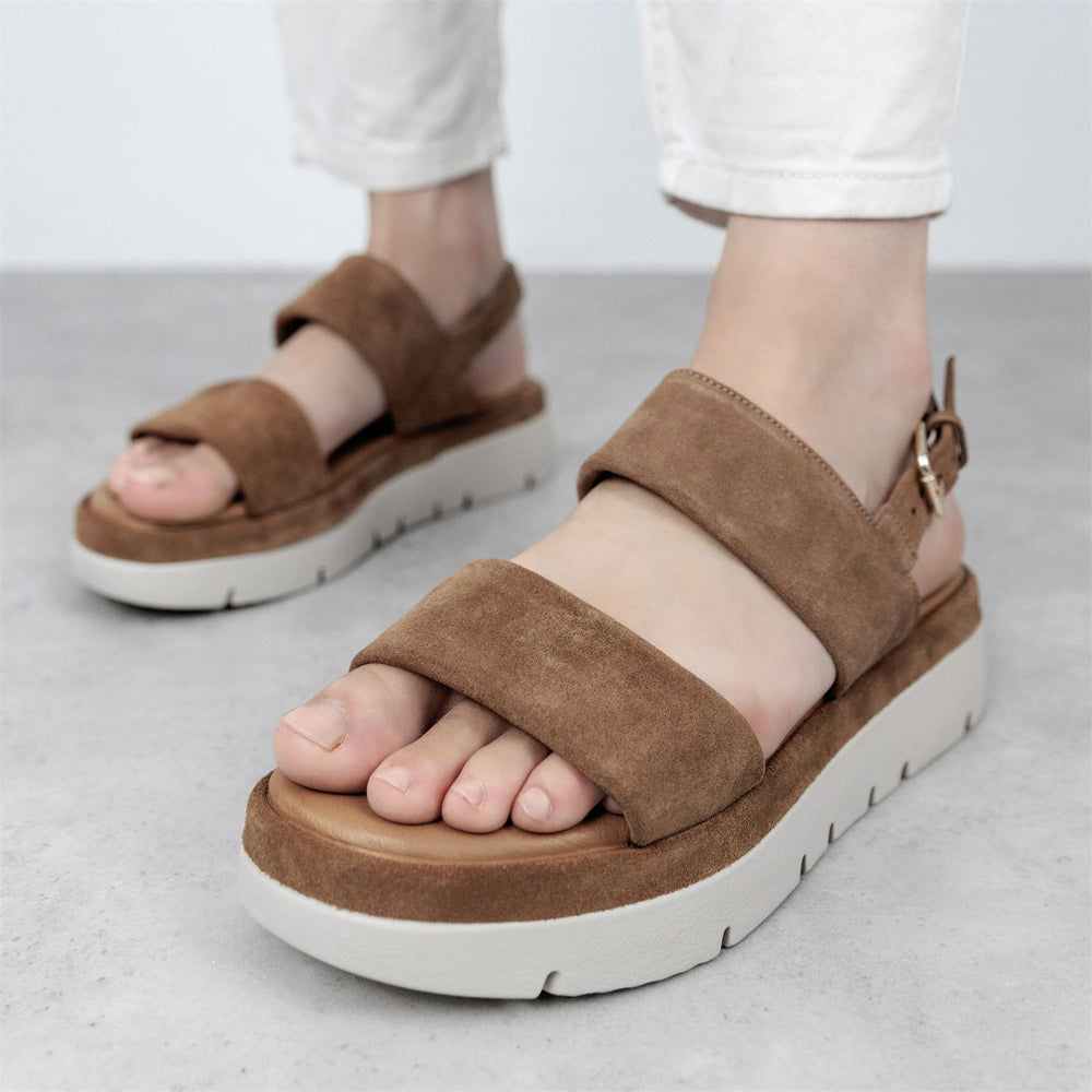 Netty Tan Suede Suede Sandals